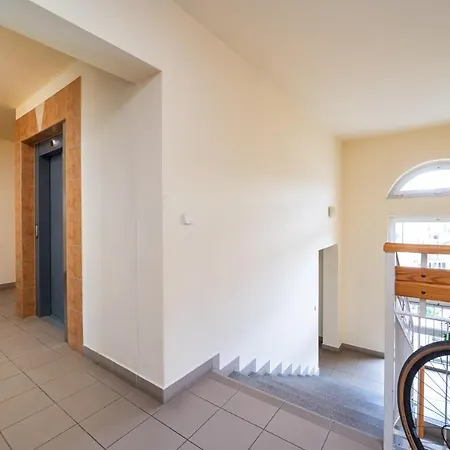 Bluszczańska Comfort Warszawa