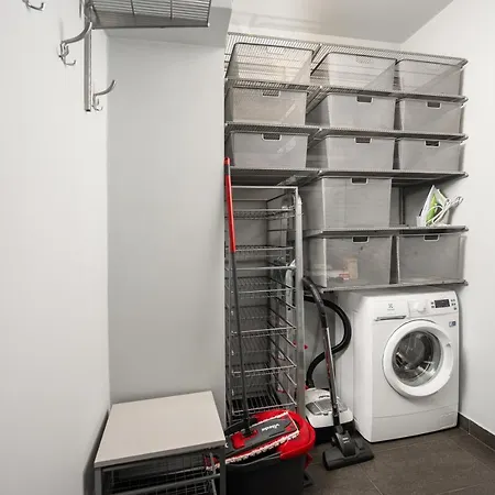 Bluszczanska Comfort By Bookinghost